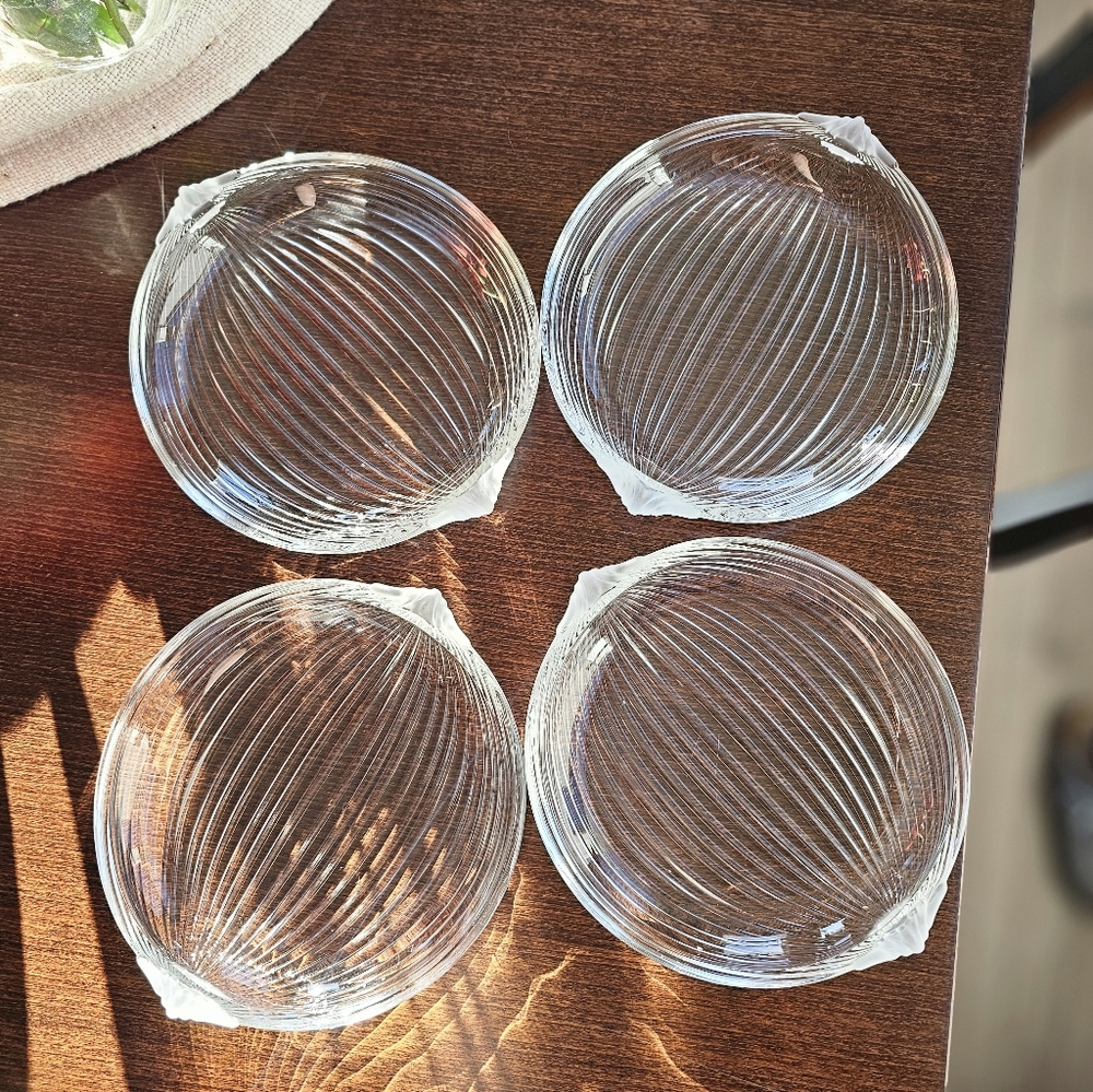 Vintage Set of 4 Pressed Glass Appetizer Plates